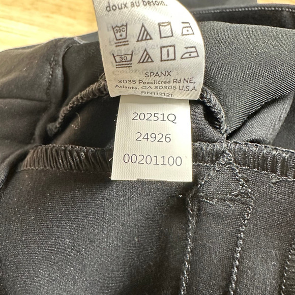 Spanx The Perfect Back Seam Skinny Pants Women's 20251Q Size Small NWOT - Picture 6 of 9